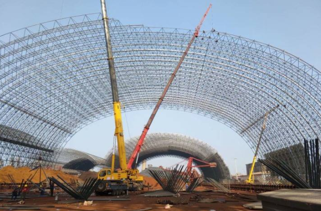 河津浅析质料场封闭本领的特点以及利用类型